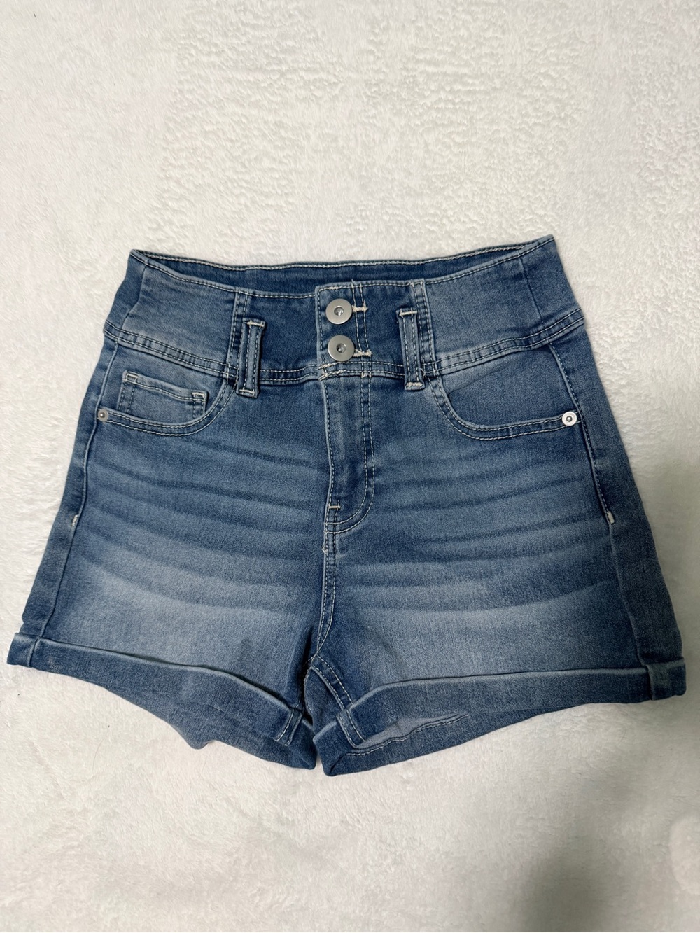 No Boundaries High-Rise light wash Denim Juniors’s Shorts 💐3 for $30💐